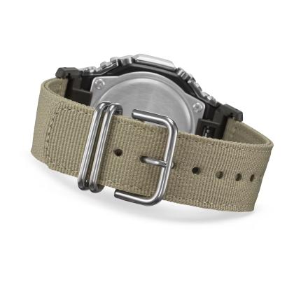 G-SHOCK STÁNDAR GM-2100C-5AER