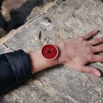 SWATCH BIG BOLD BIOCERAMIC CANYON SB03R100