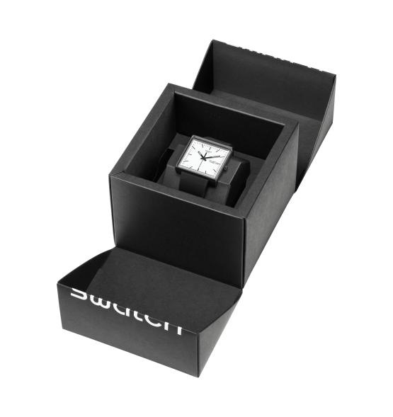SWATCH WHAT IF…BLACK? SO34B700